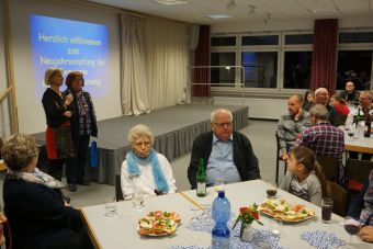 Mit Gottesdienst und Fotoschau ins neue Jahr gestartet