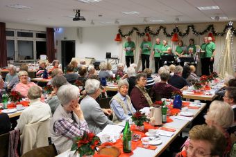 Adventsfeier mit Gottesdienst und "Gerther Flaschen"