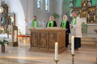 Feierabendmahl holte Kirchentagsatmosphäre nach St. Josef