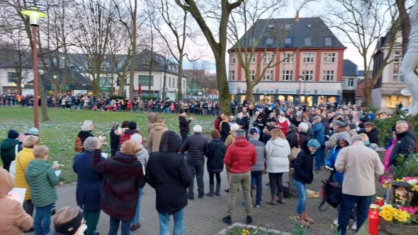 "Mengede für den Frieden" im Amtshauspark.