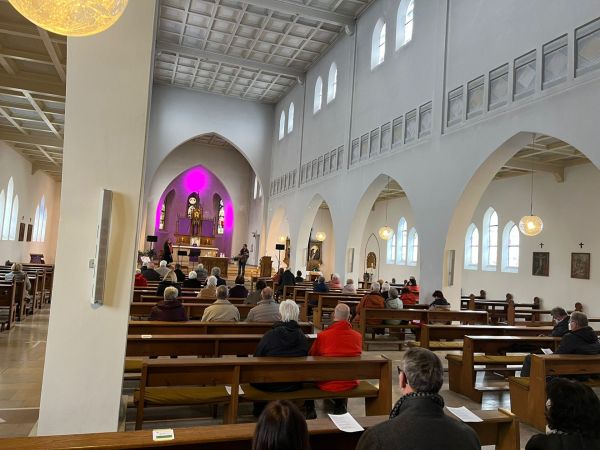 Stationen für den Frieden