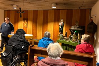 Förderverein des Lindenhorster Kirchturms lud zur Krippenführung nach St. Marien