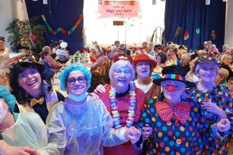 Zur Weiberfastnacht in St. Remigius blieb kein Auge trocken