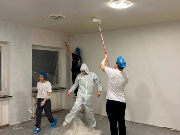 Messdiener freuen sich über modernisierte Räumlichkeiten in St. Marien