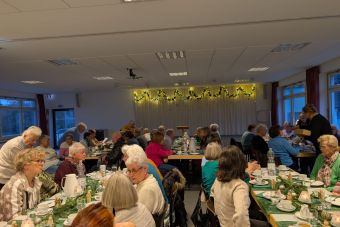 Frauen ließen Jahresprogramm mit Basar und Adventsfeier ausklingen