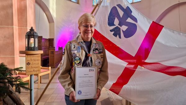 Susi Talk wurde für 25-jähriges Engagement als Leiterin der DPSG St. Remigius geehrt.