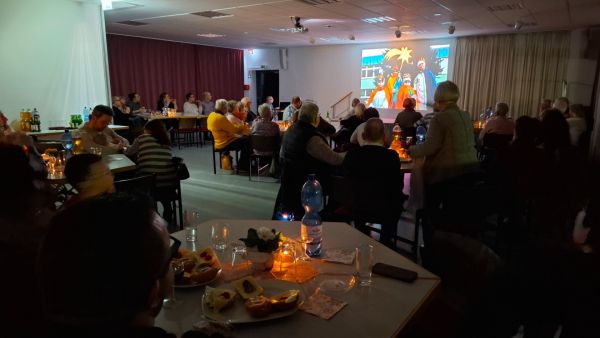 Fotorückblick auf das Gemeindeleben 2025 beim Neujahrsempfang.