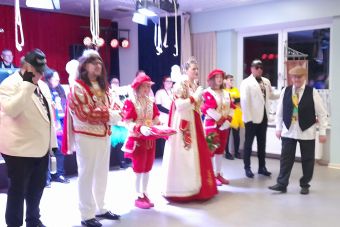 Ist die Welt auch noch so grau - St. Marien ruft laut Helau!