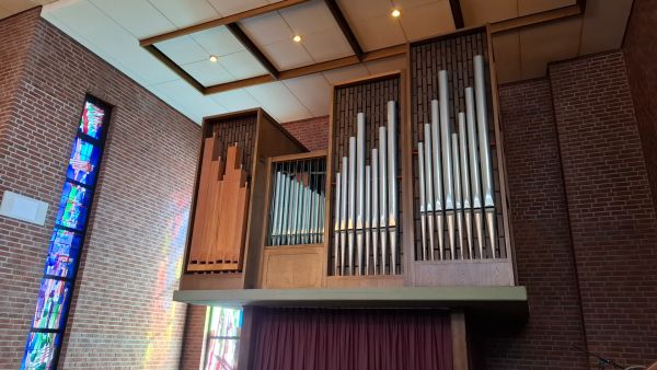 Orgel und Gesang