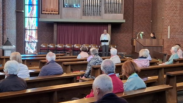 Orgel und Gesang