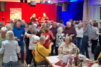 Ausgelassene Stimmung beim Evinger Weinherbst